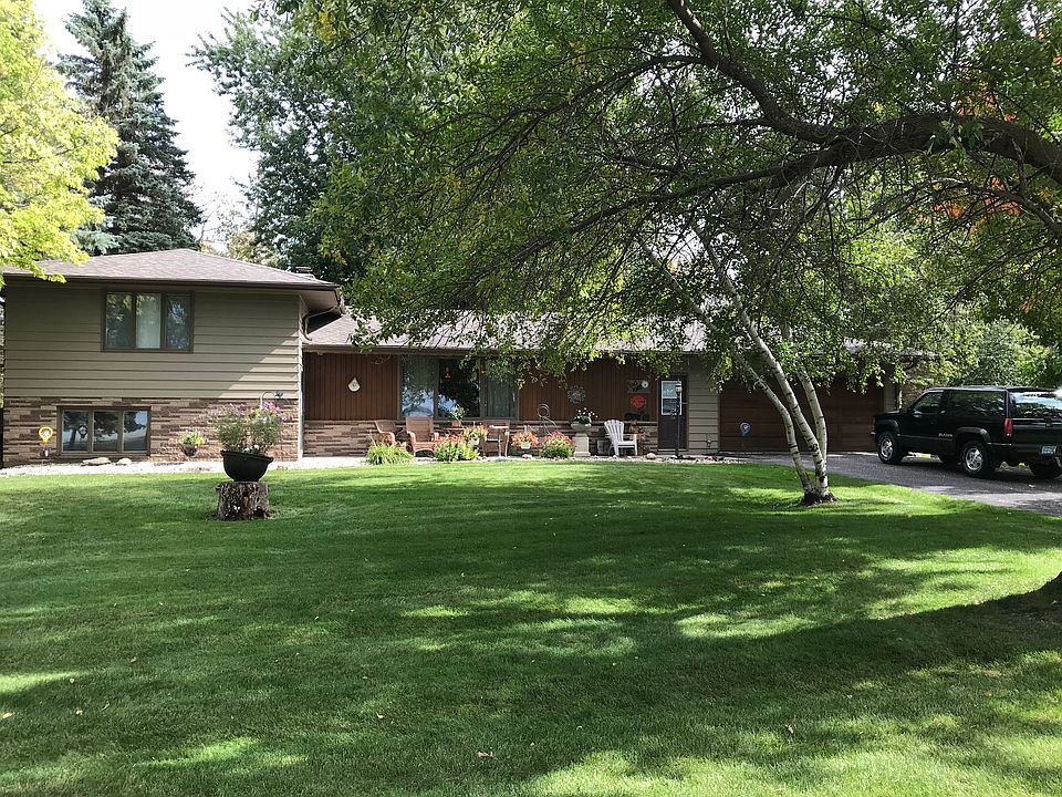 1st image of 1014 S Lakeshore Dr