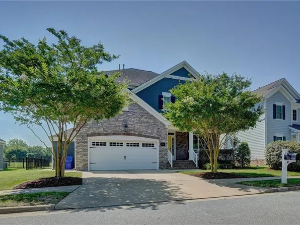 3713 Willow Glenn Cir, Suffolk, VA 23435