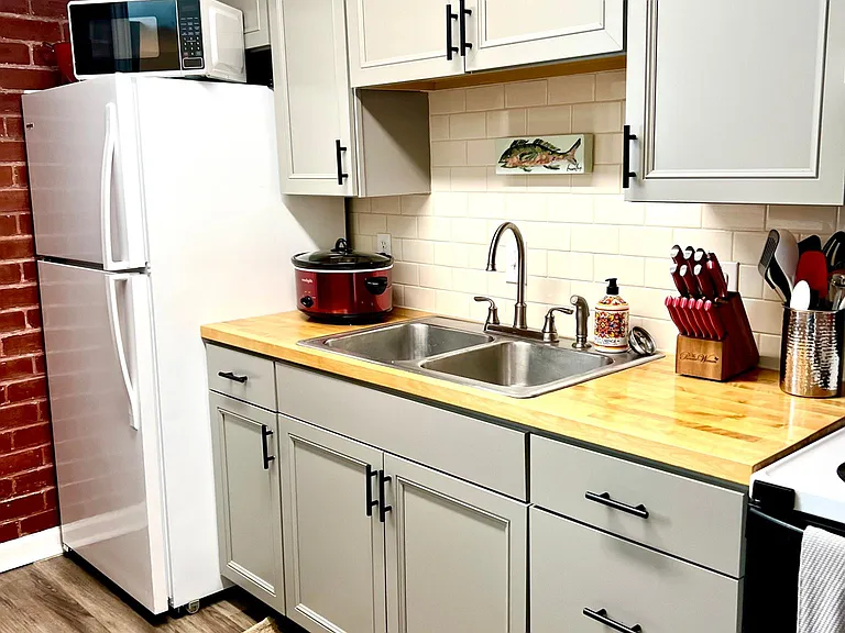 107 Riverview Dr #8 — Photo 8