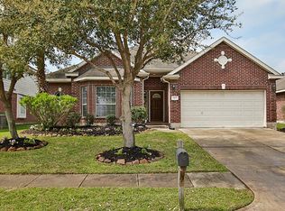 7107 Winter Blossom Dr, Humble, TX 77346