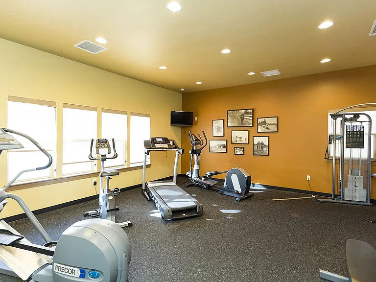 13915 SW Meridian St #109 — Photo 13