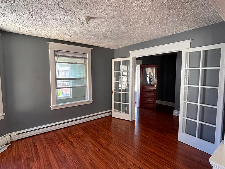 21 Hawk St #2 — Photo 4