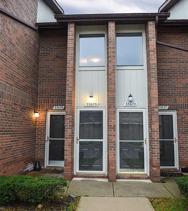 1st image of 33675 Pondview Cir