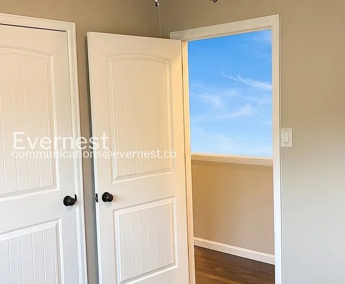 226 Columbine Ct — Photo 8