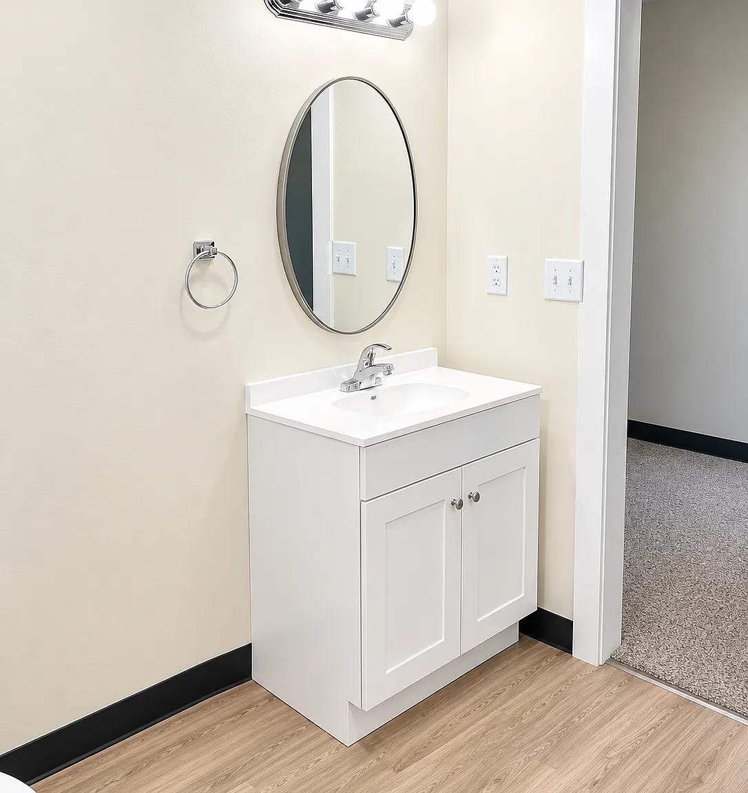 136 Court St — Photo 3
