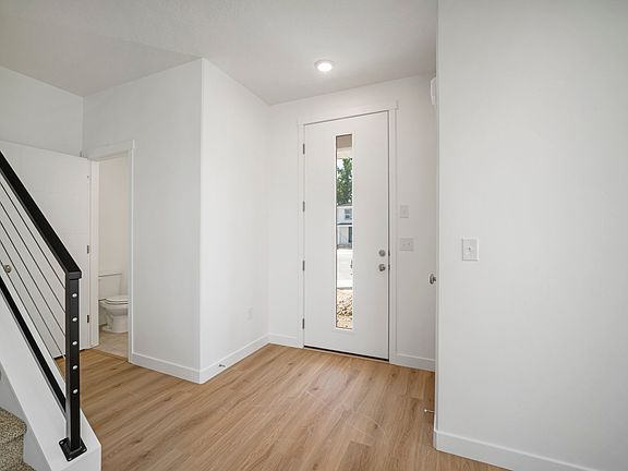 2nd image of 228 W Waterstone Cir #10