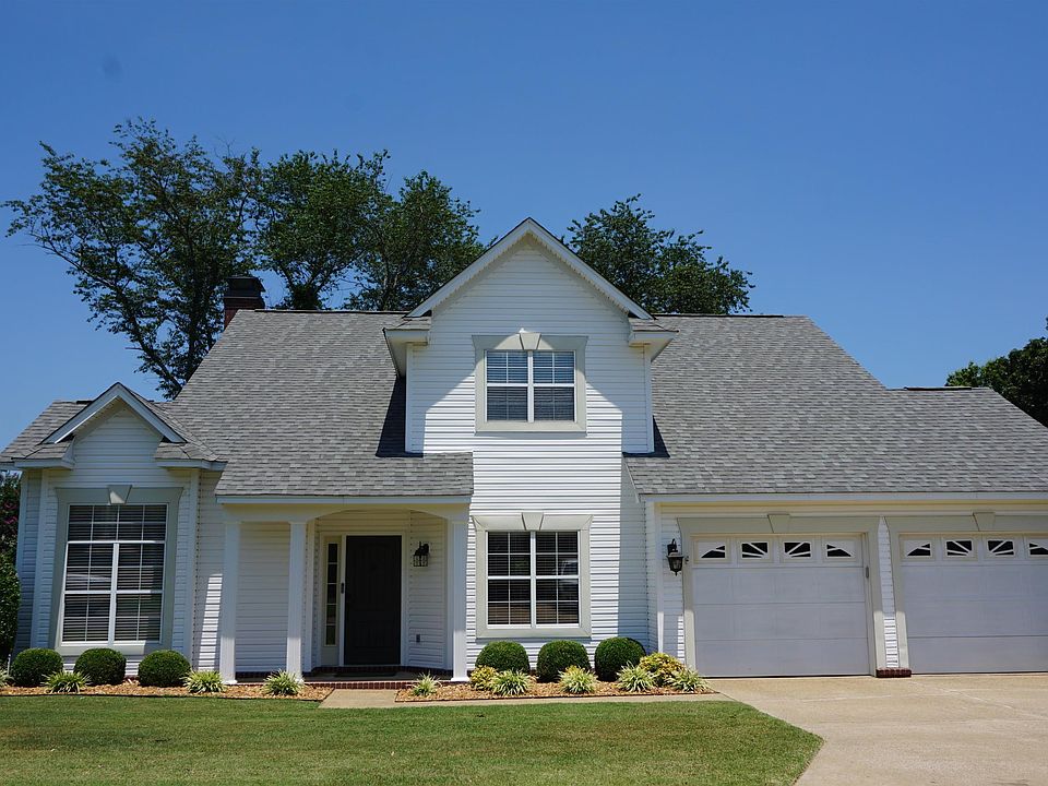 1st image of 212 Hermitage Dr
