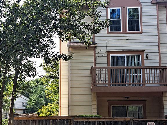3rd image of 14636 Monmouth Dr #11