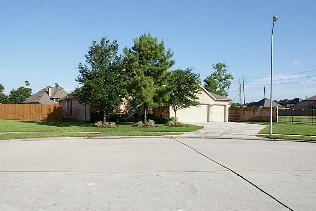 1st image of 9715 Brannon Point Ln