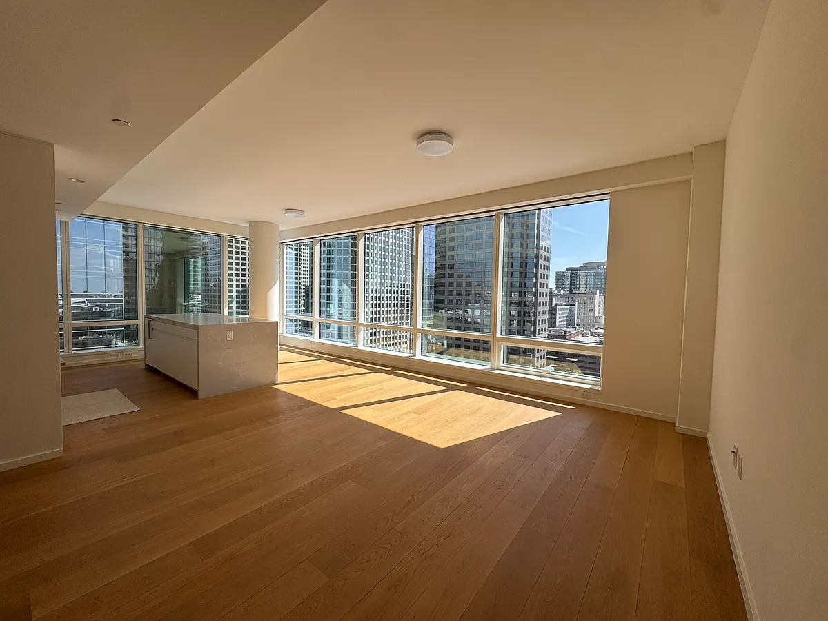 Building Photo - 877 Francisco St #1606