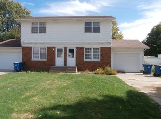 1123 12th St, Silvis, IL 61282