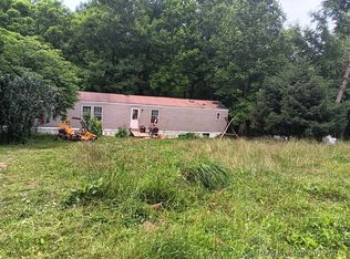 522 S Gobbler Knob Rd, Pekin, IN 47165