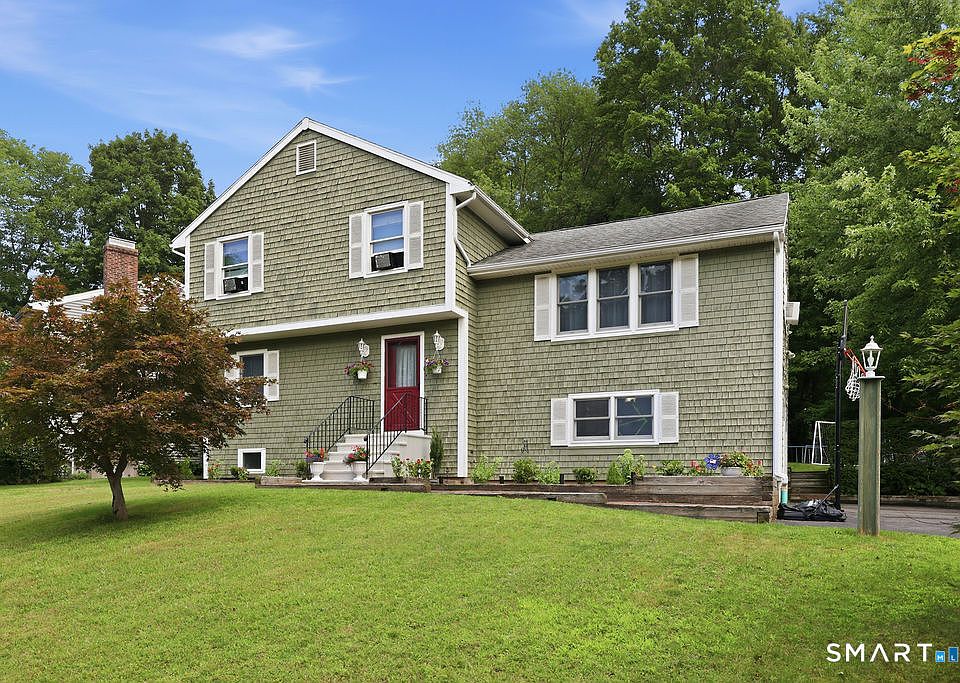 1st image of 21 Woodside Drive