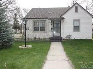 132 N Lake Ave, Sioux Falls, SD 57104