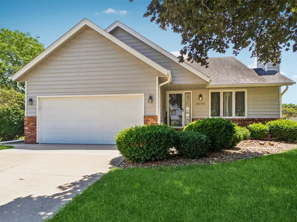 8008 Goodman Dr, Urbandale, IA 50322