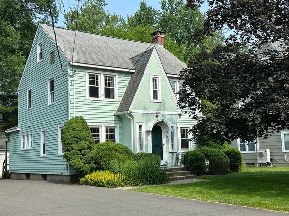 28 Wardwell Road, West Hartford, CT 06107