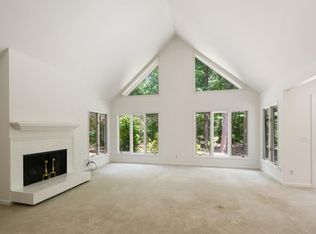 4 Warbler Ln, Hilton Head Island, SC 29926