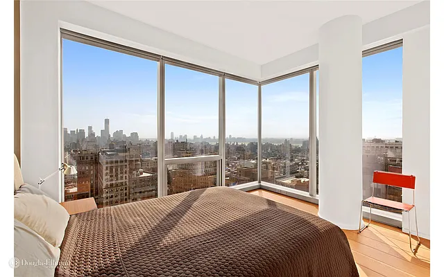 Rented by Douglas Elliman | media 18