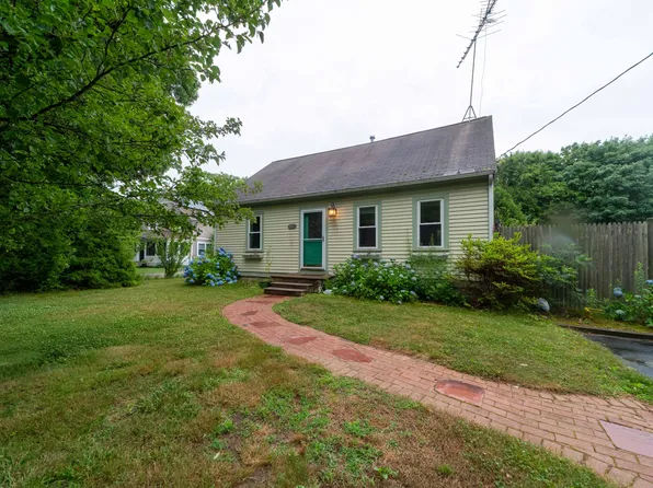 477 Sandwich Road, Falmouth, MA 02540