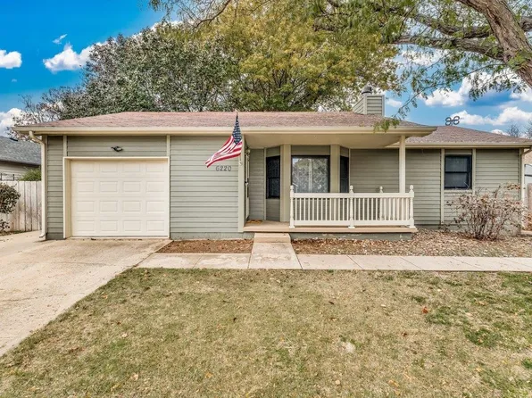 6220 W York Ct, Wichita, KS 67215