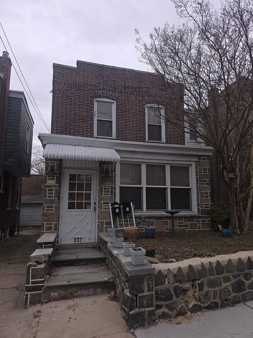 2nd Floor Apt in Wilmington — Photo 2