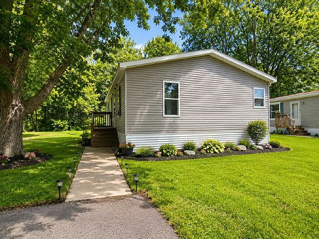 1st image of 151 Anthony Dr #46