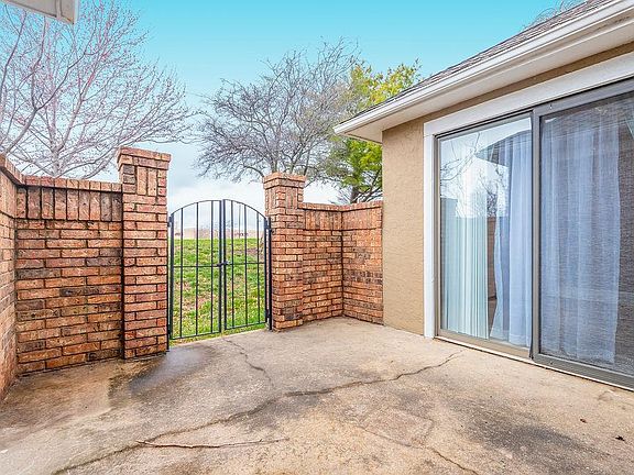 3rd image of 9740 Nieman Pl