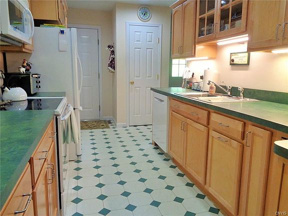 5th image of 3351 Walden Oaks Blvd