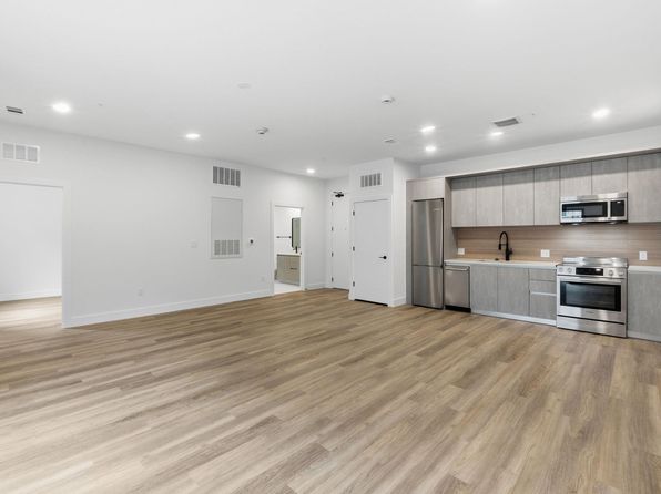 4315 S Congress Ave #212