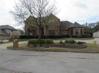6610 Townlake Cir, Arlington, TX 76016