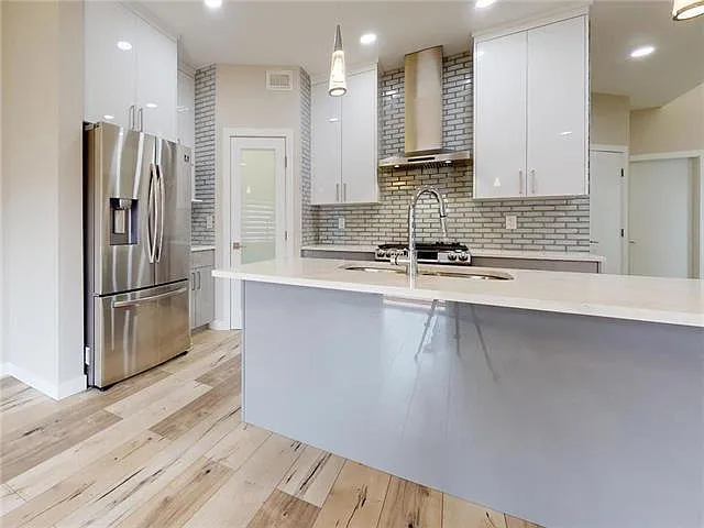 131 George Barone Bay — Photo 23