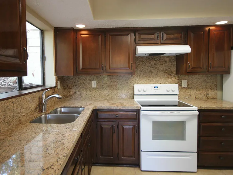 803 Bayliss Dr — Photo 13