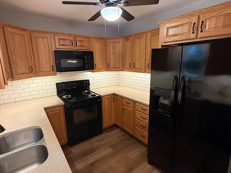97 Providence Ave — Photo 12