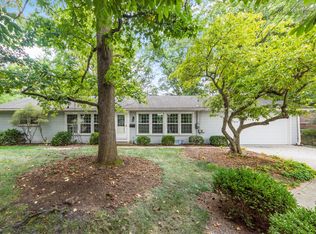 453 Fairlawn Dr, Columbus, OH 43214