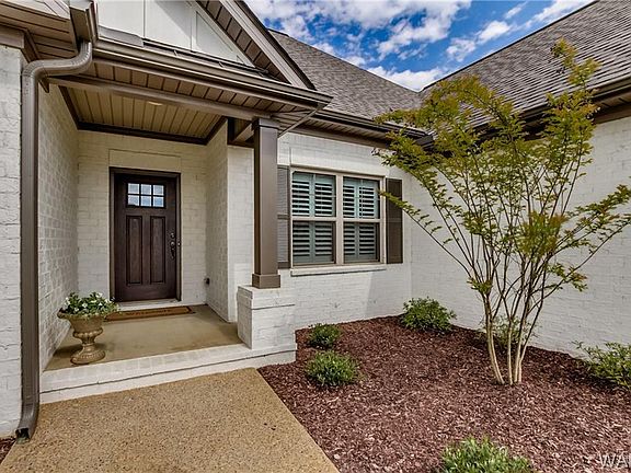 4th image of 13845 Hemlock Dr