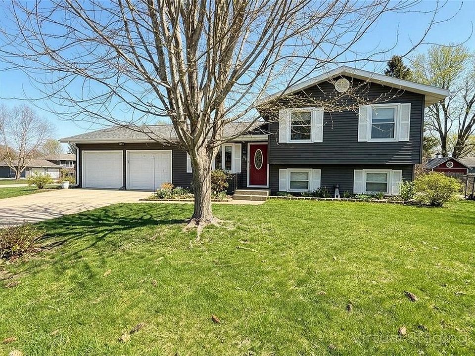 1st image of 211 Poskin Avenue