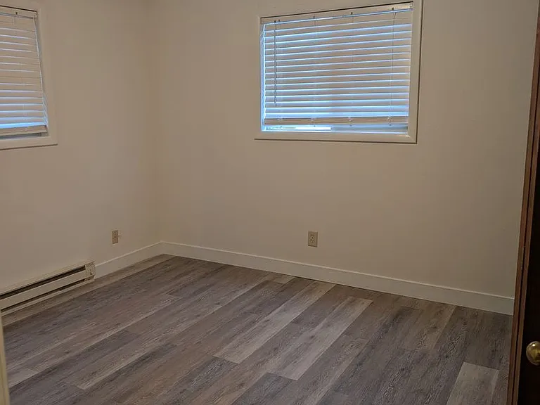 509 N Black Ave #1-8 — Photo 4