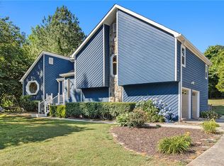 3844 Thornhill Dr SW, Lilburn, GA 30047