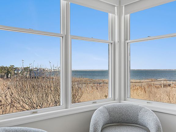 4th image of 580 Dune Rd #3