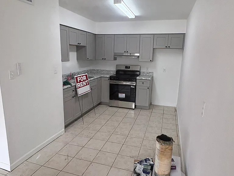 2715 E Marconi Ave #2 — Photo 1