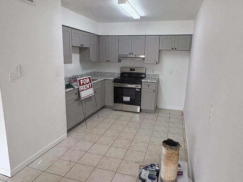 1st image of 2715 E Marconi Ave Unit 2