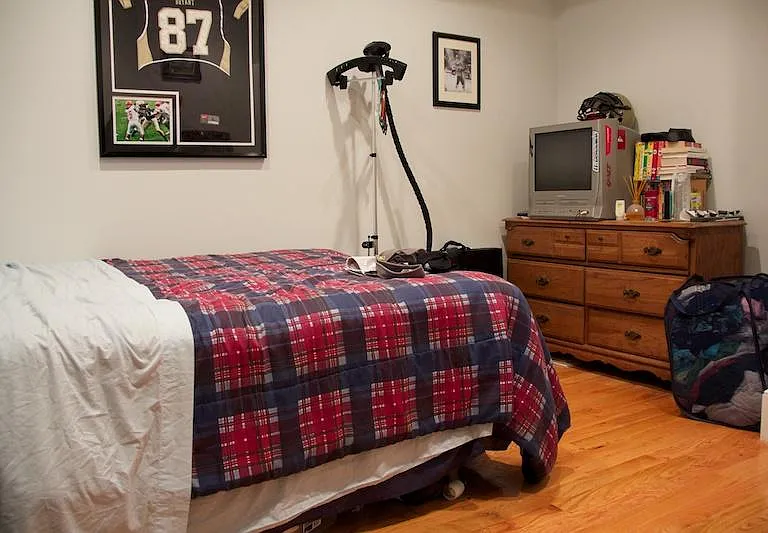 1089 Beacon St #1 — Photo 7