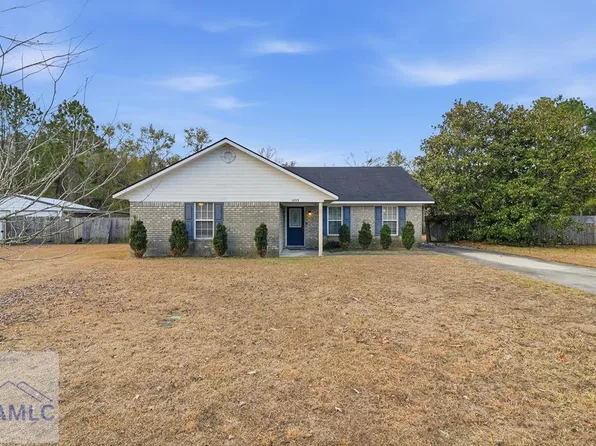 1033 Barley Dr, Hinesville, GA 31313