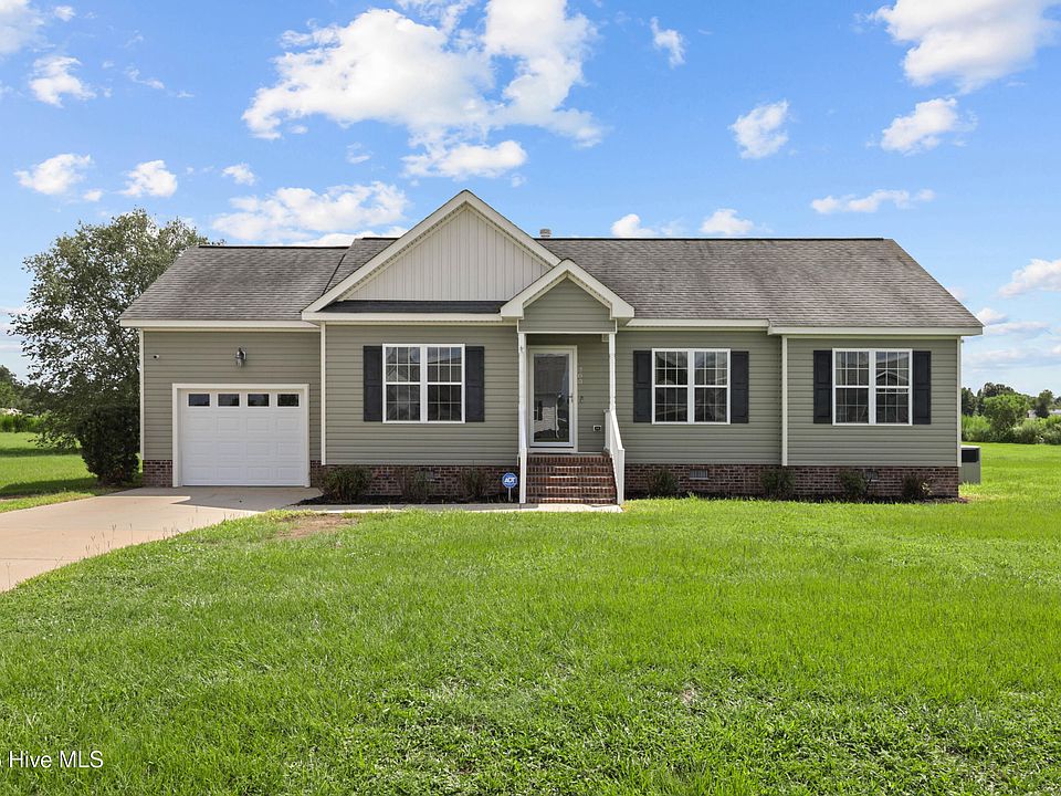 1st image of 200 Labrador Court