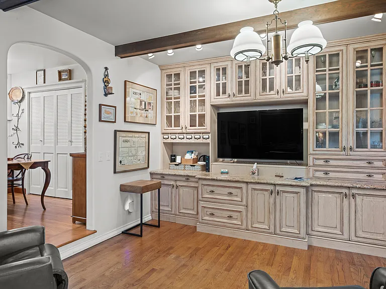 24262 Cabrillo St — Photo 10