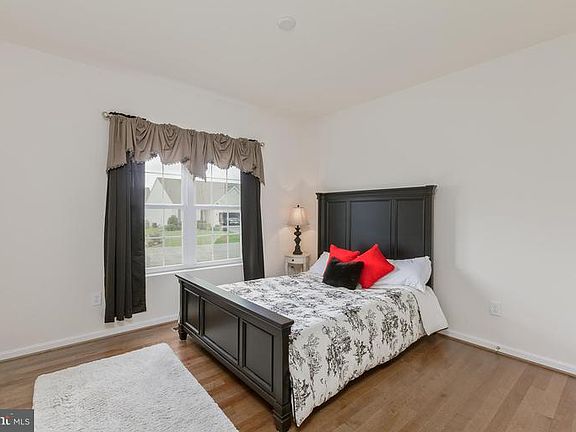 2nd image of 17983 Constitution Cir