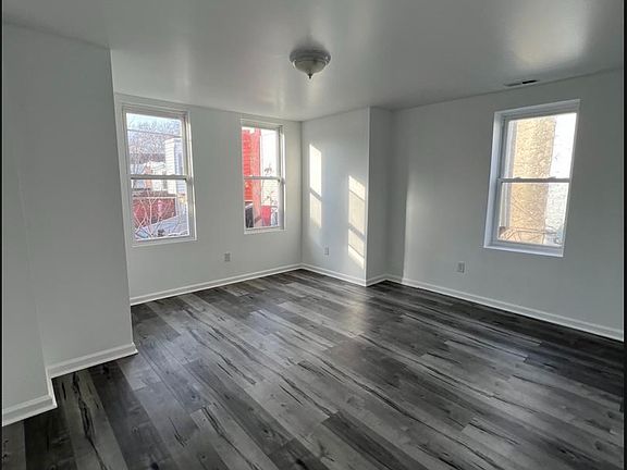 5th image of 206 53rd St #2