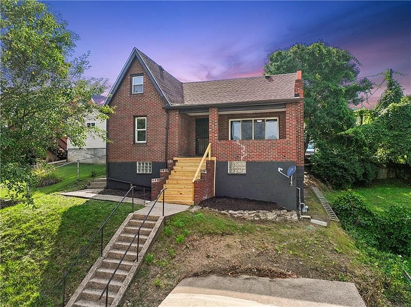 135 Meldon Ave, Donora, PA 15033 Zillow