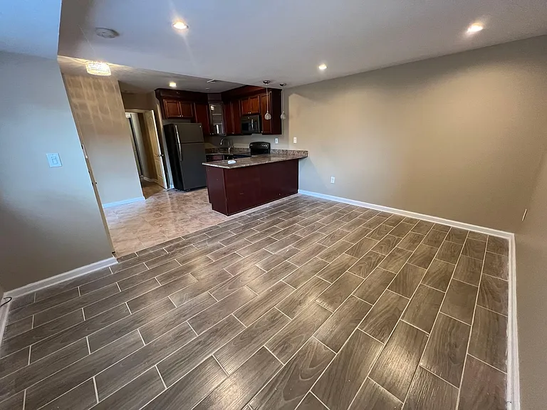 168 Braisted Ave #1 — Photo 5