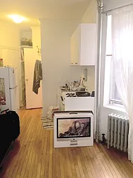 Rented by Urban Real Estate Inc